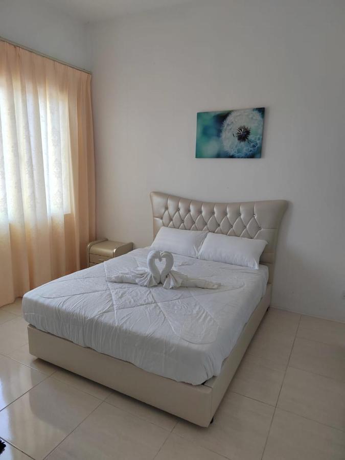 Apartemen 78 m² dengan 3 kamar tidur dan 2 kamar mandi pribadi di Kuah Bagian luar foto