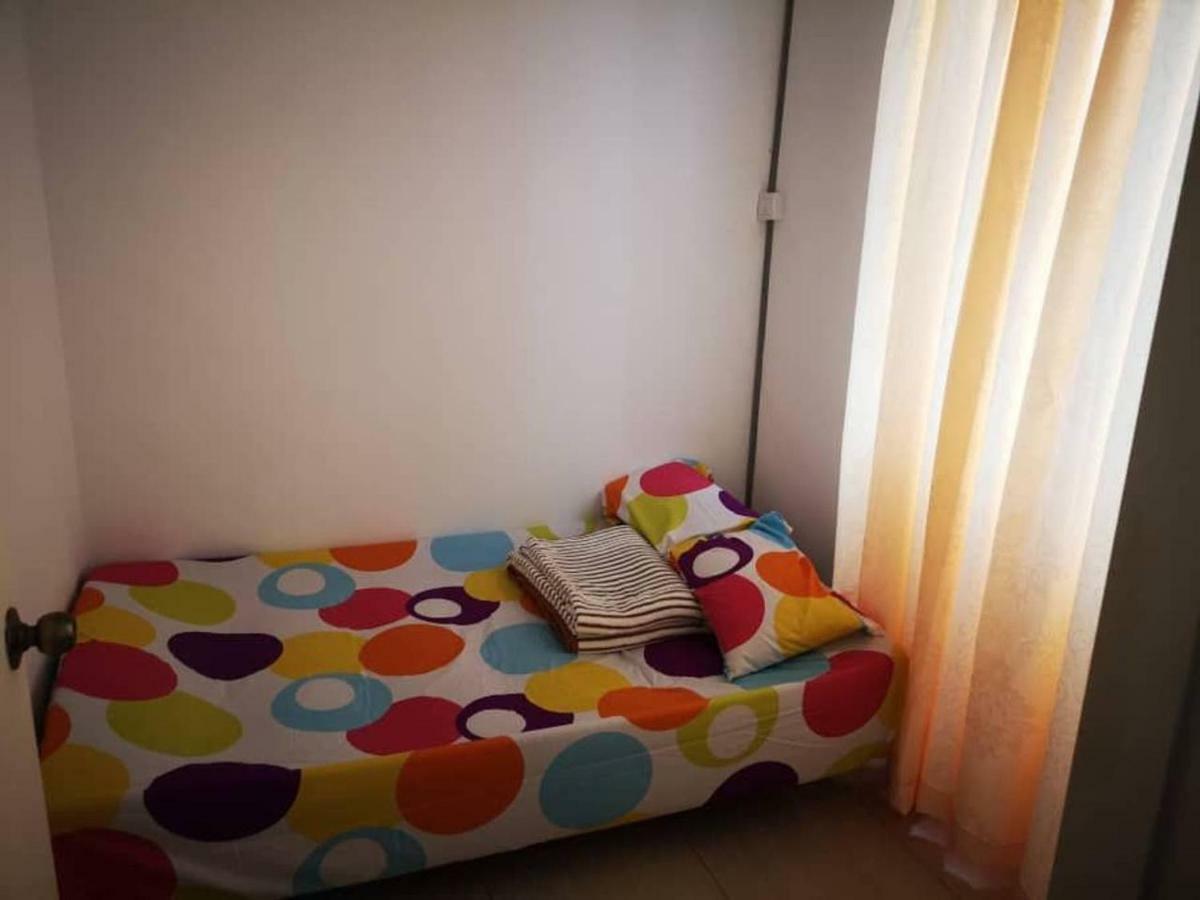 Apartemen 78 m² dengan 3 kamar tidur dan 2 kamar mandi pribadi di Kuah Bagian luar foto