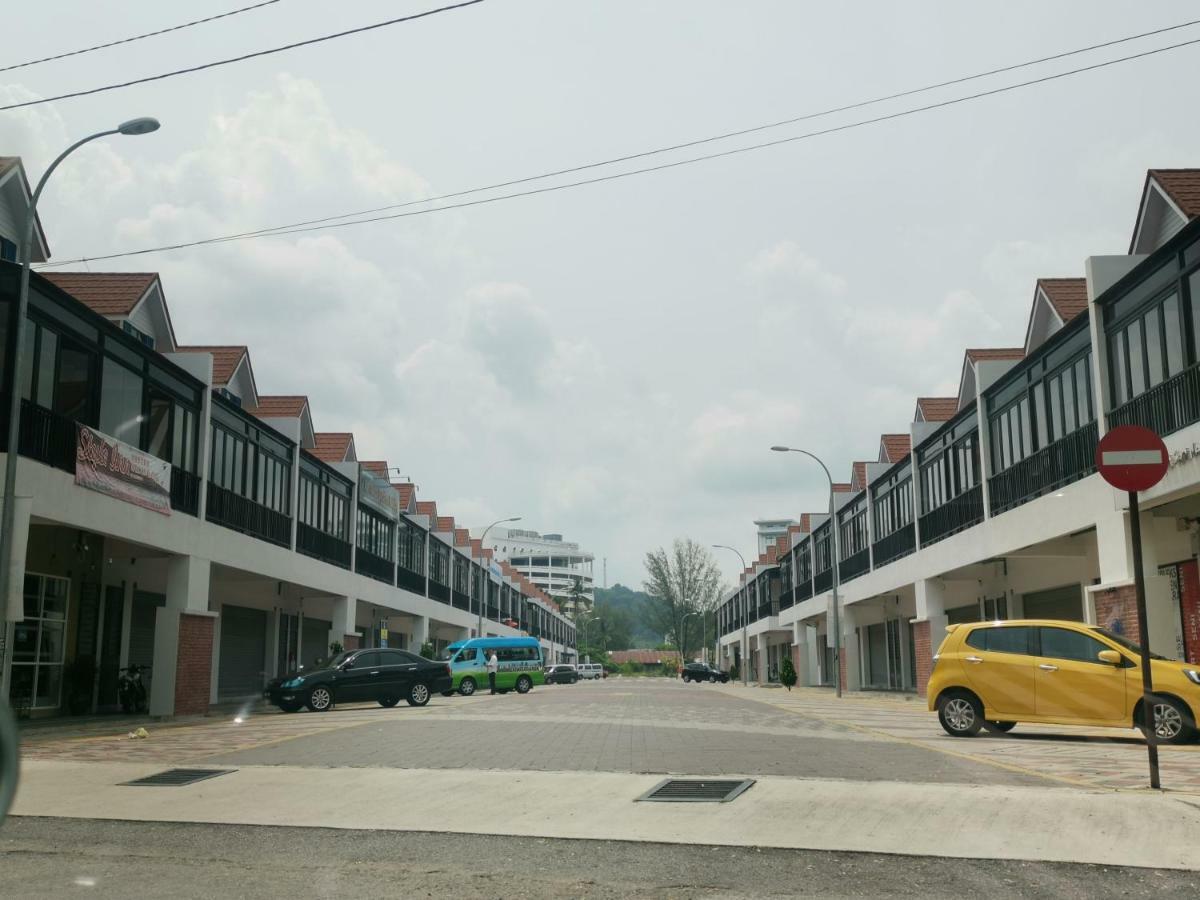Apartemen 78 m² dengan 3 kamar tidur dan 2 kamar mandi pribadi di Kuah Bagian luar foto